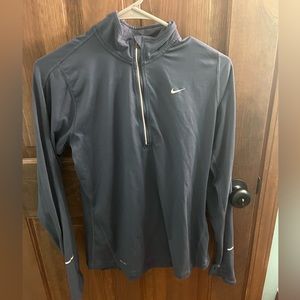 Women’s medium running quarter zip